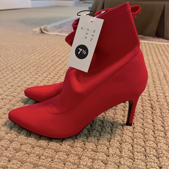 🆕 ❤️a new day red boots ❤️🆕 - Picture 1 of 8